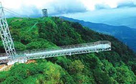 glass bridge